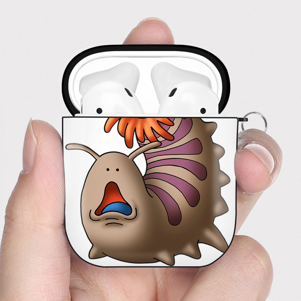 （画像用） ドラゴンクエスト Doragon Kuesuto Dragon Quest AirPods 第2世代保護ケース ハードシェル ブラック 耐衝撃・防指紋・カラビナ付き
