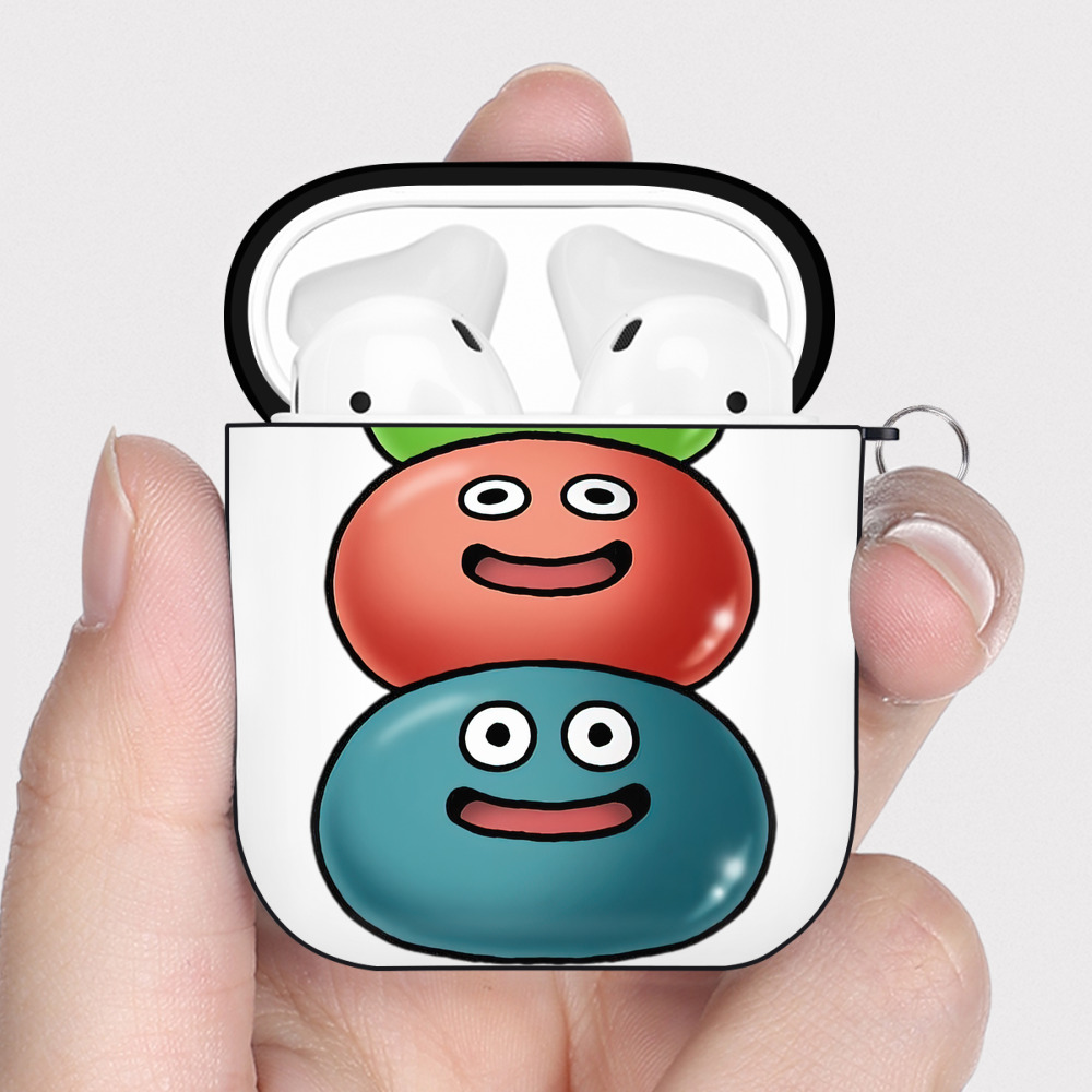 （画像用） ドラゴンクエスト Doragon Kuesuto Dragon Quest AirPods 第2世代保護ケース ハードシェル ブラック 耐衝撃・防指紋・カラビナ付き