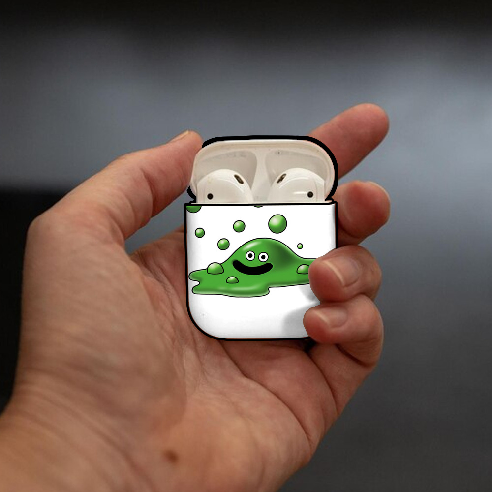 ドラゴンクエスト Doragon Kuesuto Dragon Quest AirPods 第2世代保護ケース ハードシェル ブラック 耐衝撃・防指紋・カラビナ付き