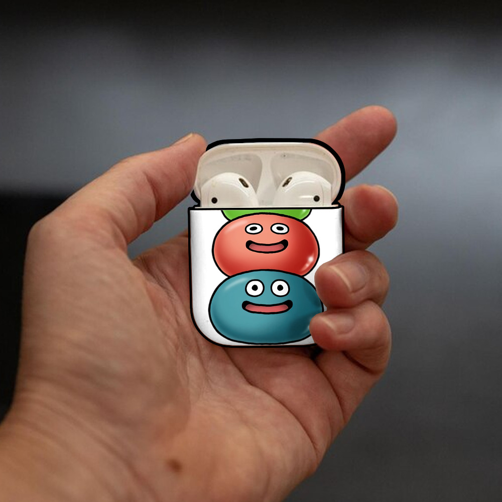 ドラゴンクエスト Doragon Kuesuto Dragon Quest AirPods 第2世代保護ケース ハードシェル ブラック 耐衝撃・防指紋・カラビナ付き